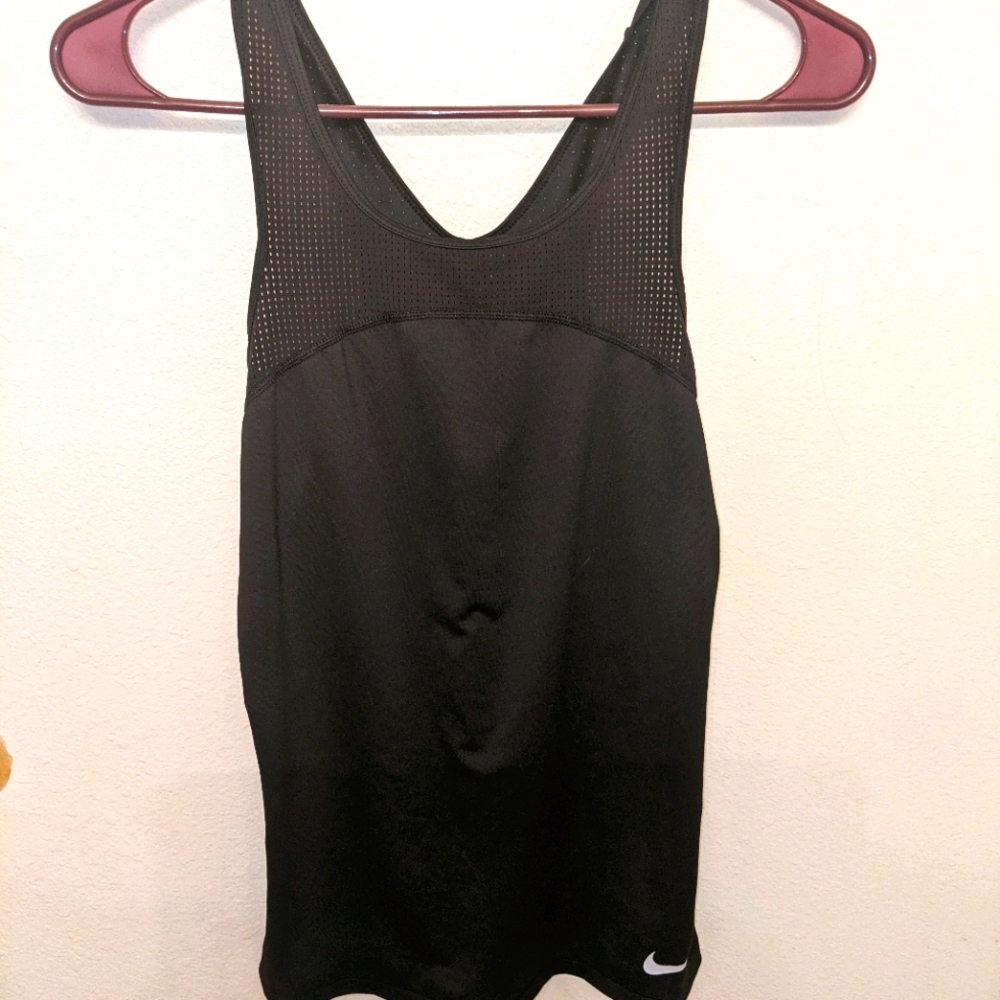 🎉HP🎉 Nike Pro Workout Tank
